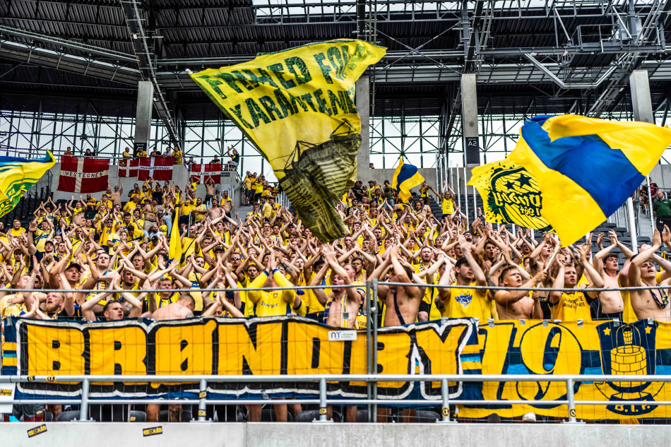 Brøndby fans Sydsiden away