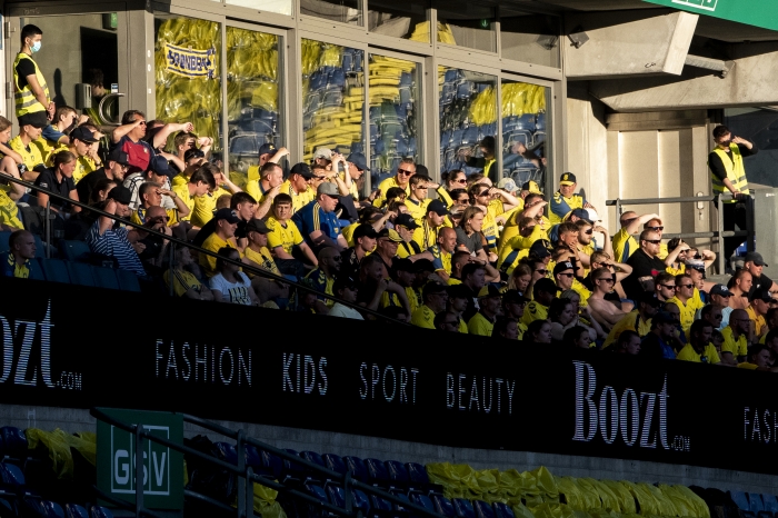 Første fans efter corona